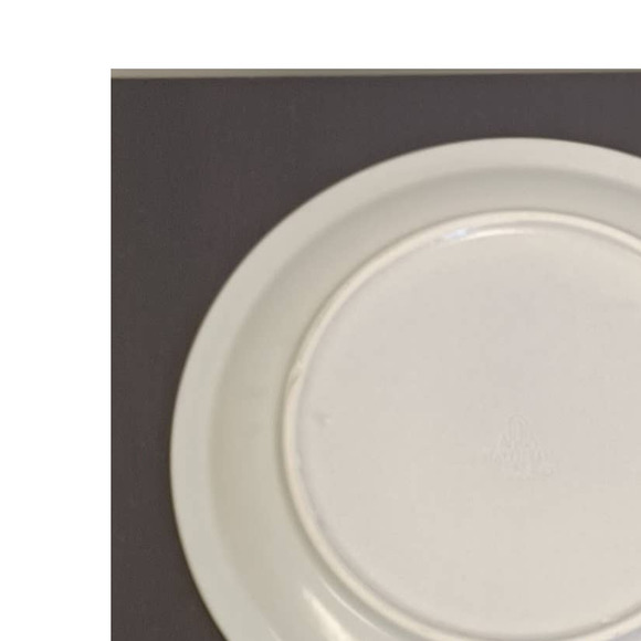 Pfaltzgraff Yorktowne Stoneware Set - ! Dinner Plate & 1 Salad Plate - Picture 3 of 3